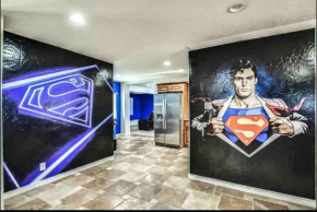 Superman - with Theater Pool Hot Tub RV Parking home